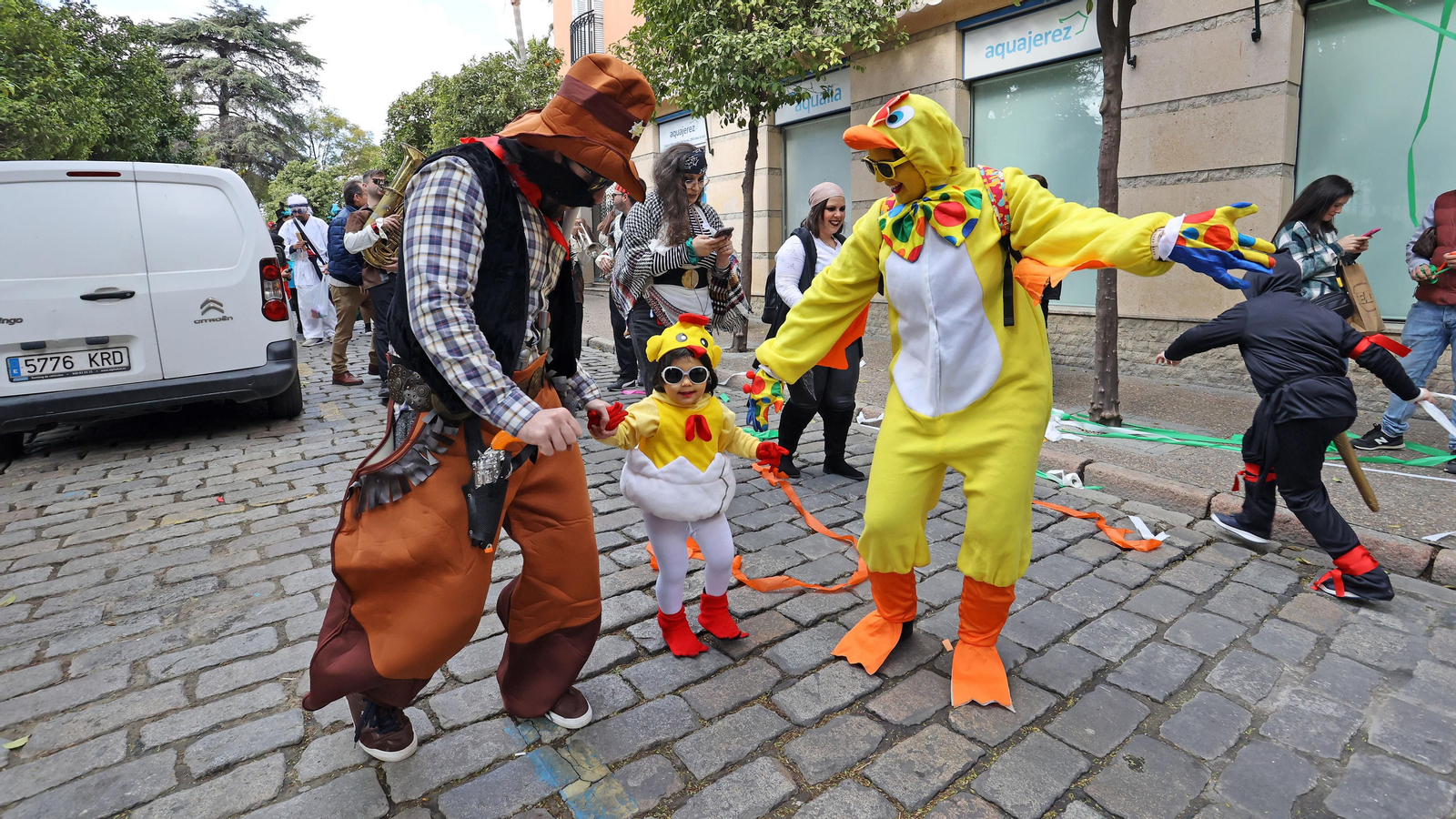 Pasacalles por el Carnaval en Jerez