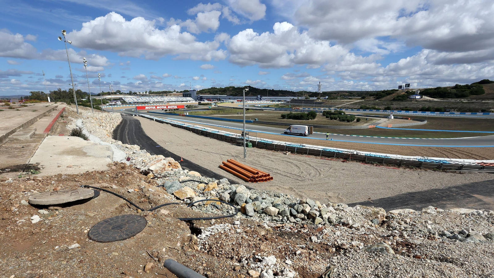 Galería de los preparatívos para la SBK en el Circuio de Jerez - Ángel Nieto