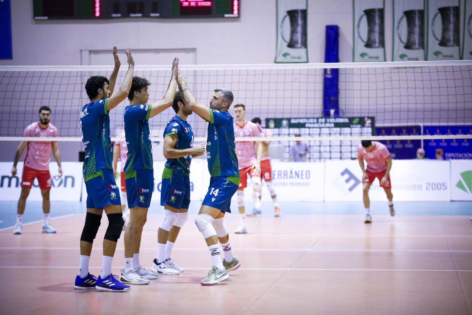 Unicaja Costa de Almería-Arenal Emeve de la Superliga, en imágenes