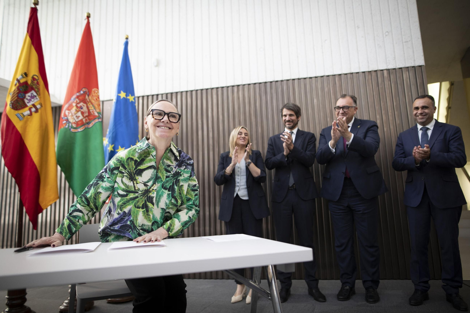 La familia de Lorca cede el legado del poeta al Consorcio que lo custodiará durante 50 años en un acuerdo histórico