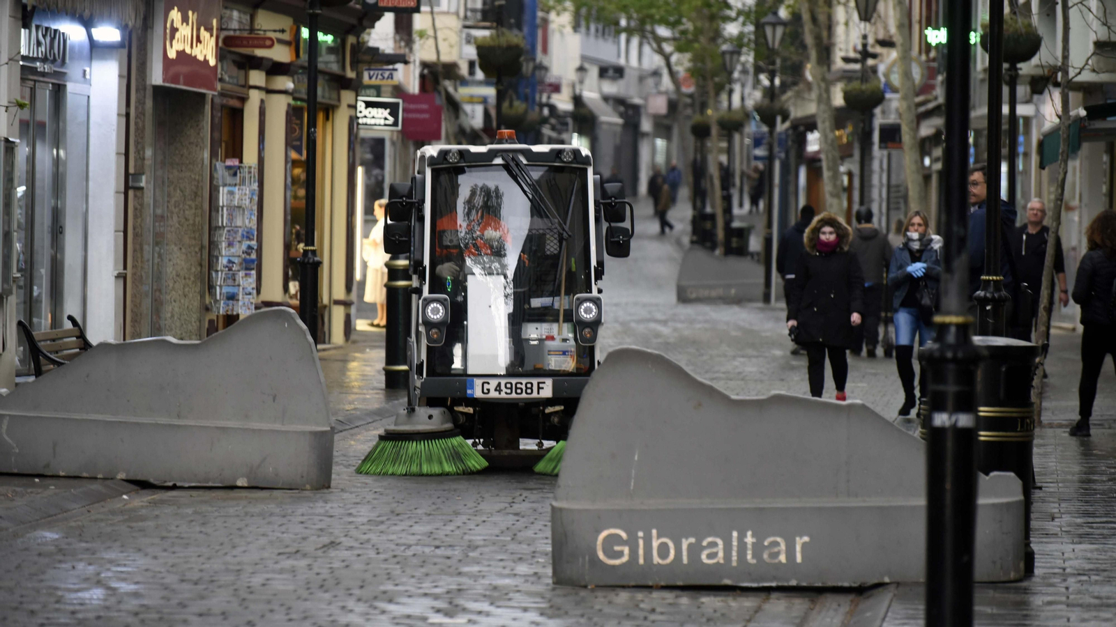 Las fotos de un día laborable en Gibraltar durante el coronavirus