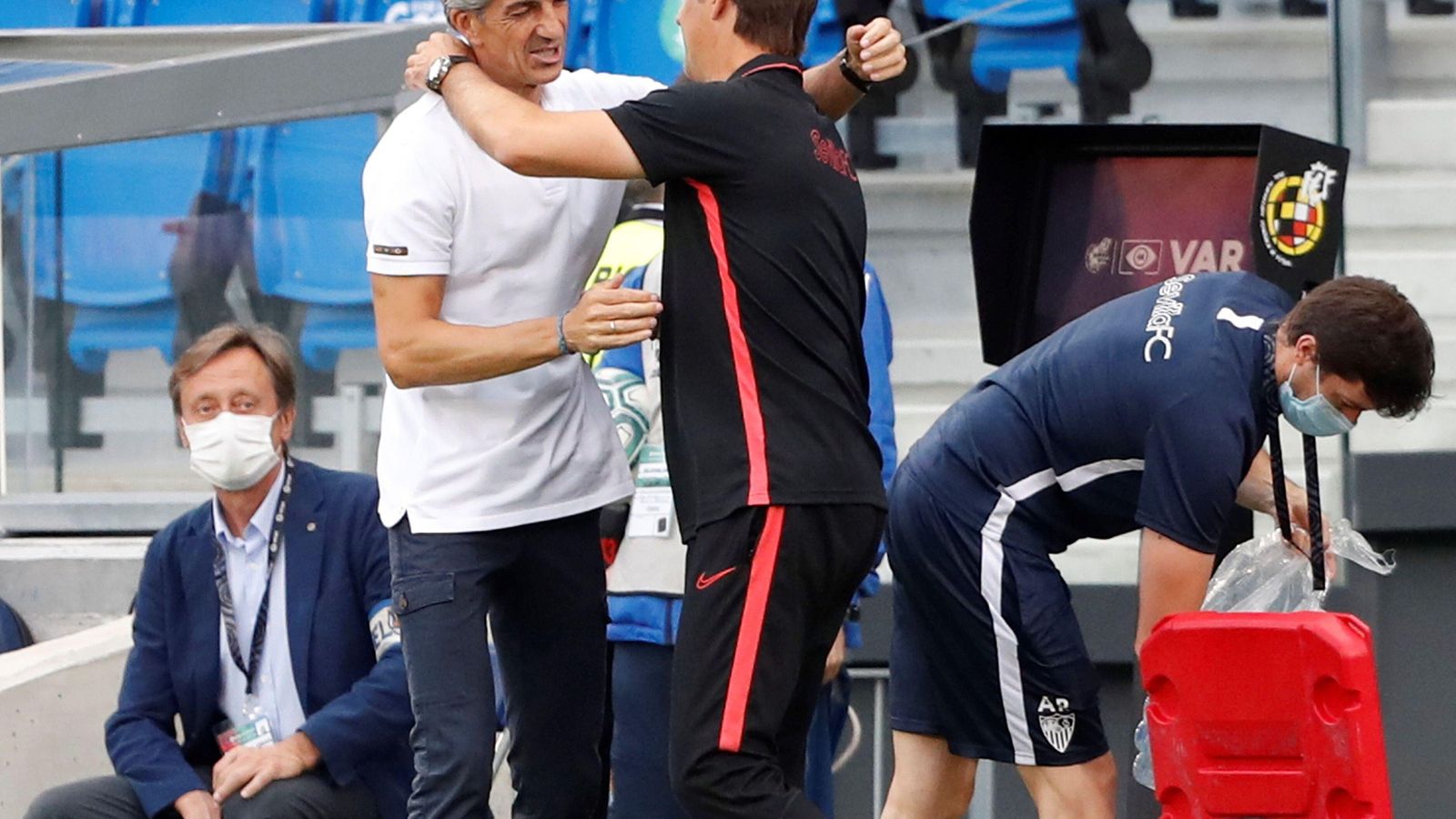 Imanol, junto a otro guipuzcoano como Lopetegui.