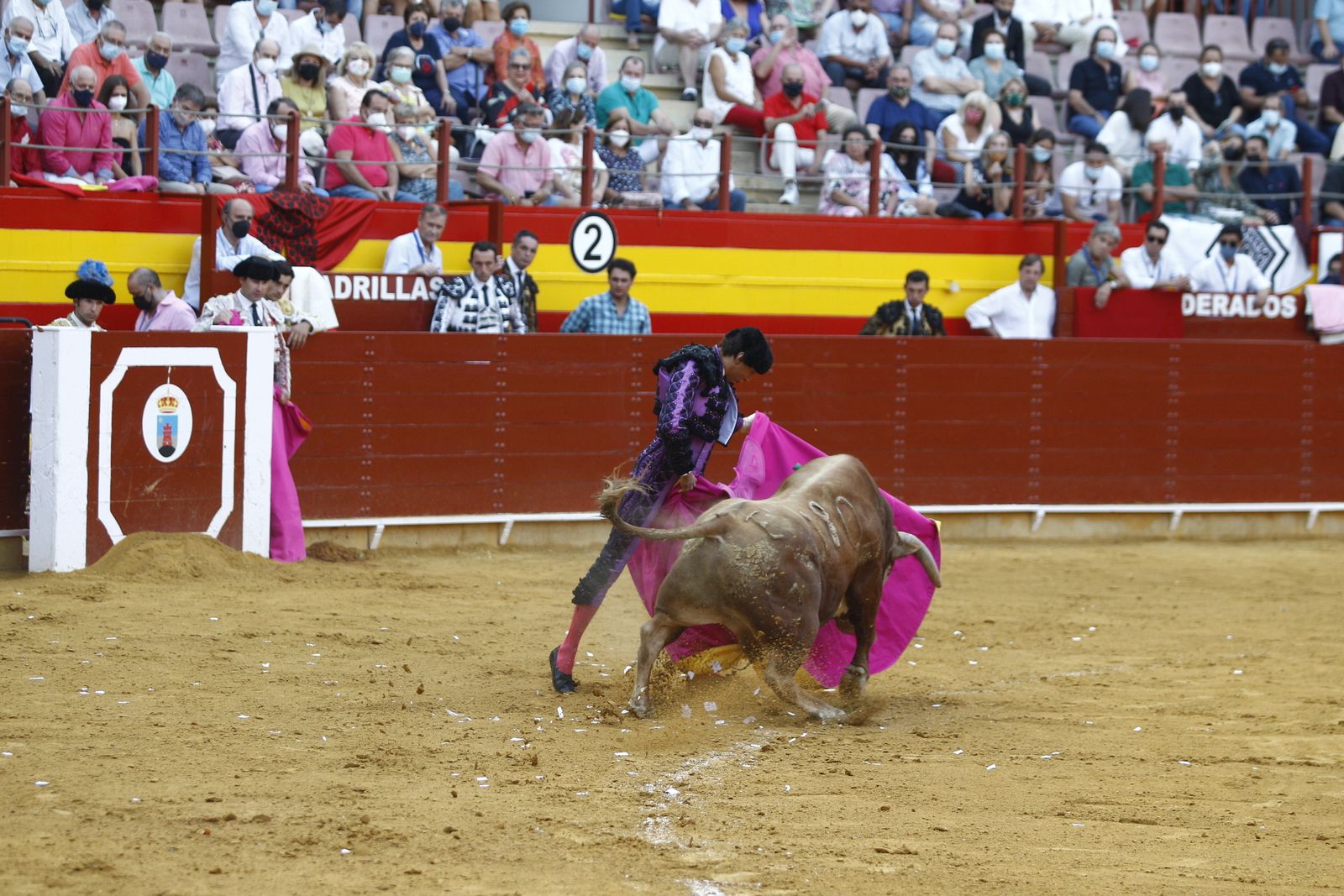 Fotogalería corrida de toros. Cayetano Rivera, Paco Ureña y Roca Rey. Roquetas de Mar.
