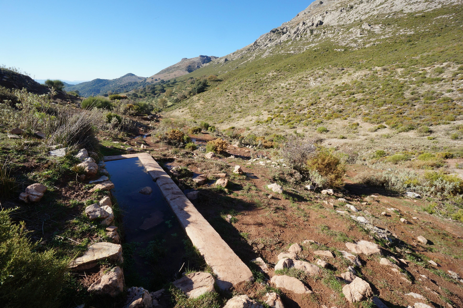 Un recorrido en fotografías de la subida a la Tiñosa, el pico más alto de Córdoba