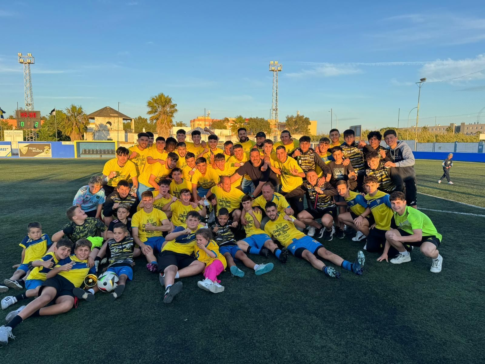 Las fotos del ascenso del Atlético Zabal Linense a la Liga Nacional Juvenil