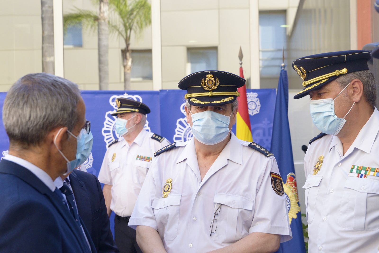 Fotos de la toma de posesion del cargo del nuevo comisario de la Policía Nacional