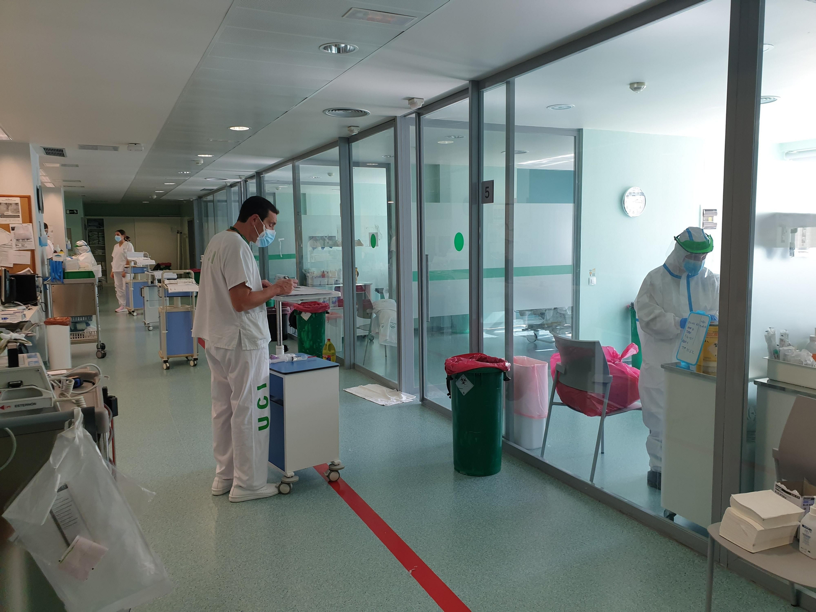 Planta UCI Covid en el Hospital Universitario Clínico San Cecilio