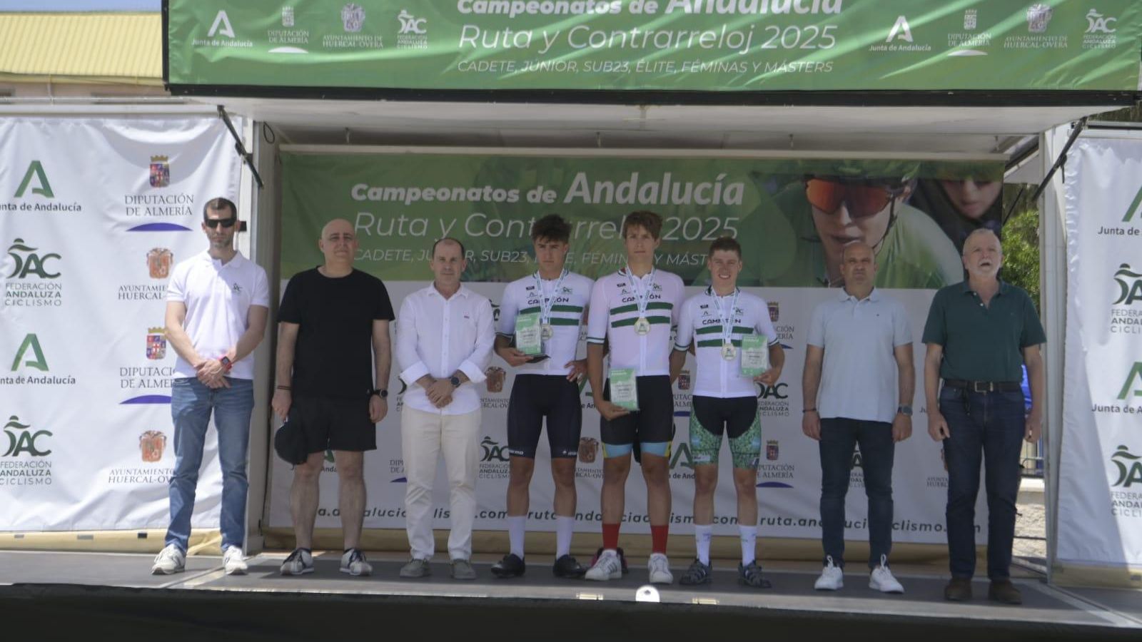 Uno de los podios del Campeonato de Andalucía celebrado en la localidad almeriense de Huércal-Overa.