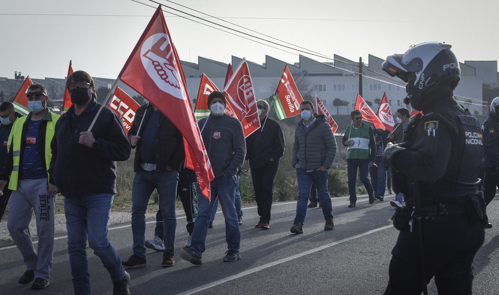 La concentración de trabajadores de la Factoría de Santa Barbara, en imágenes