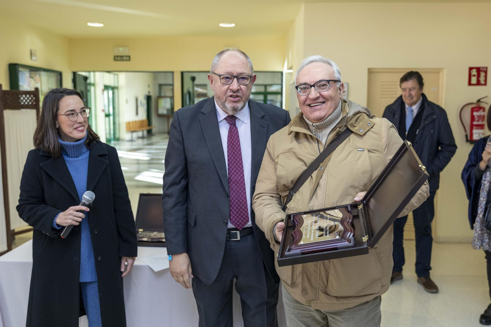 eL Tradicional desayuno con roscón de Reyes en el Campus de Rabanales, en imágenes