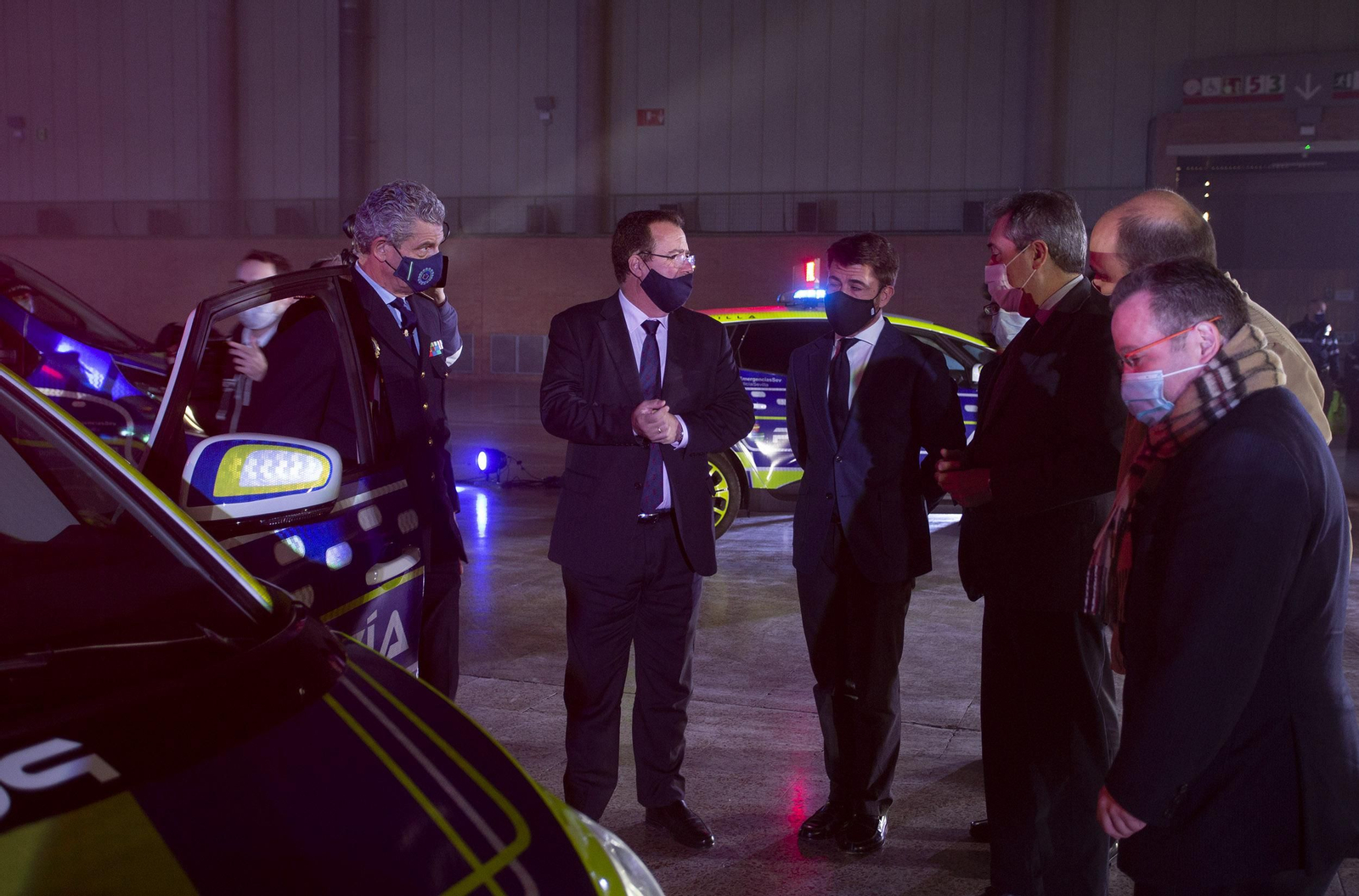 La presentación de los nuevos vehículos de la Policía Local de Sevilla, en imágenes