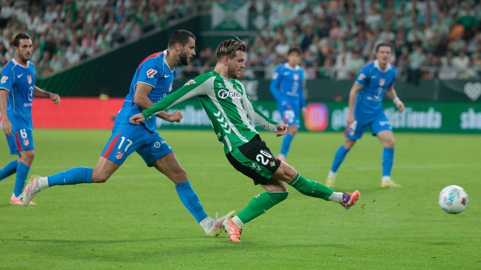 Lo Celso, ante Hancko.