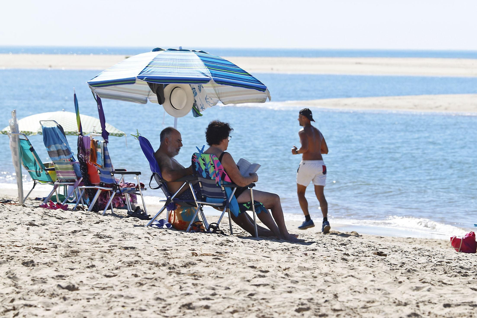 Las playas de Huelva se llenan a finales de septiembre por el buen tiempo