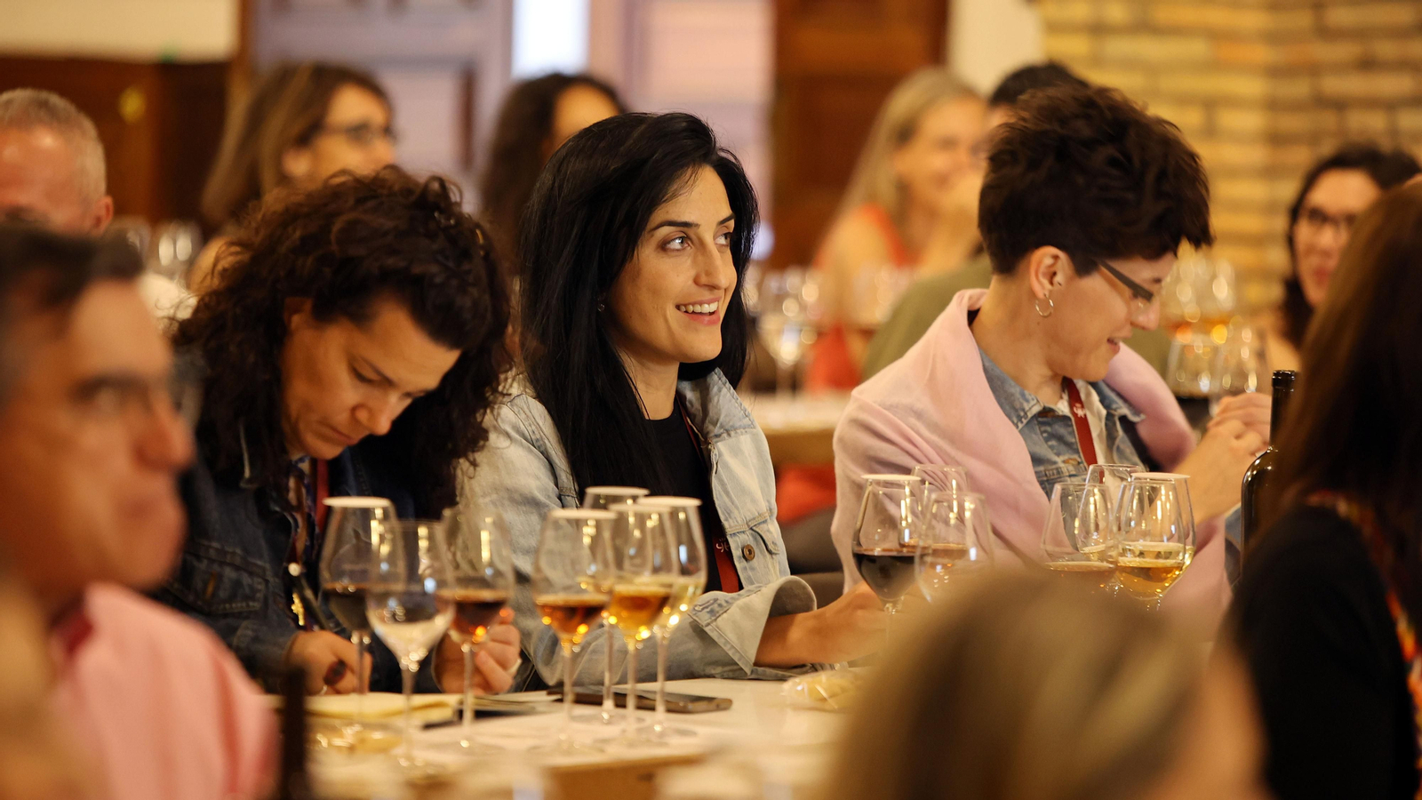 Cata taller de vinos de Jerez en el Consejo Regulador Cata taller de vinos de Jerez en el Consejo Regulador