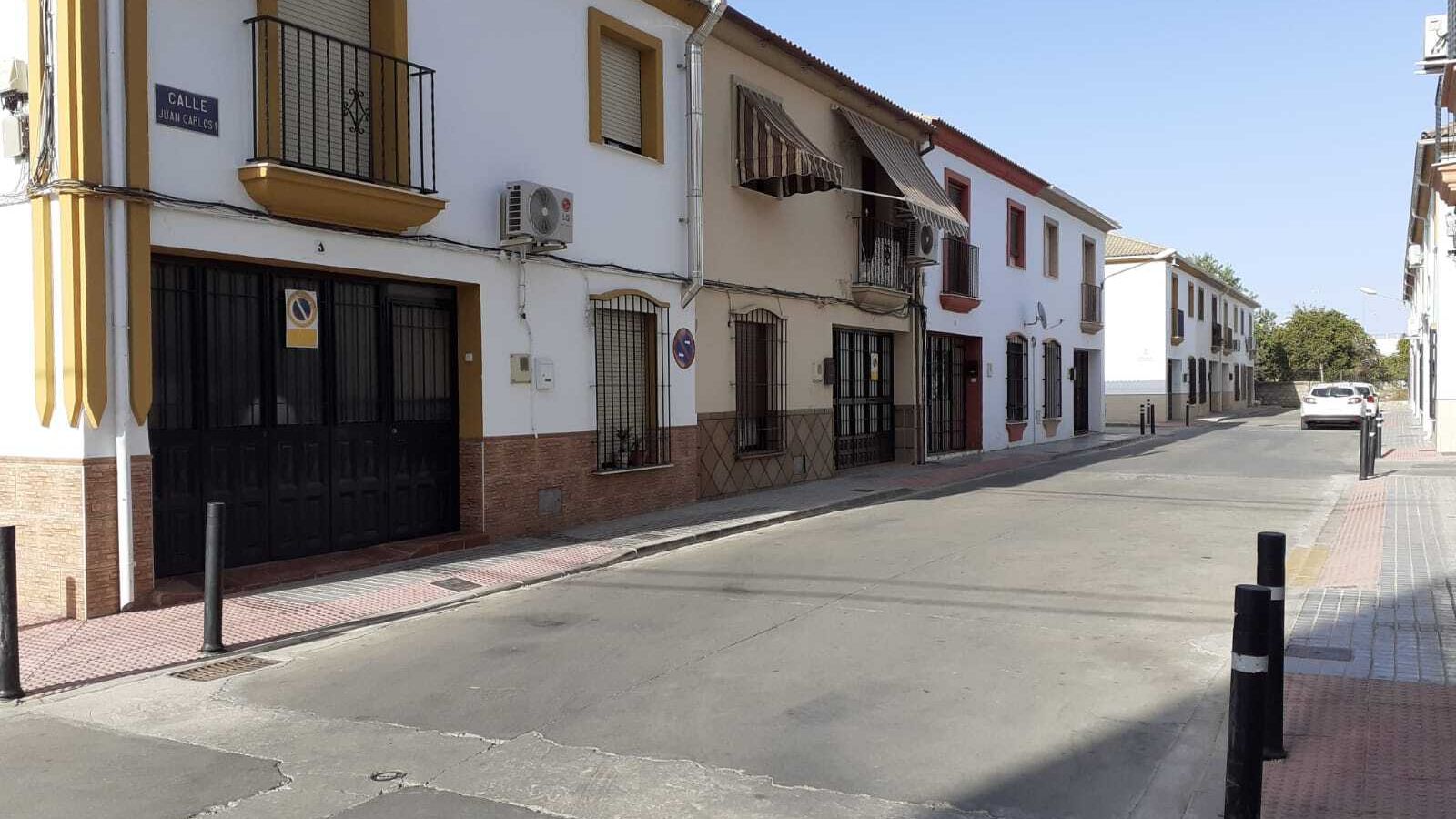 Calle de Juan Carlos I en Posadas.