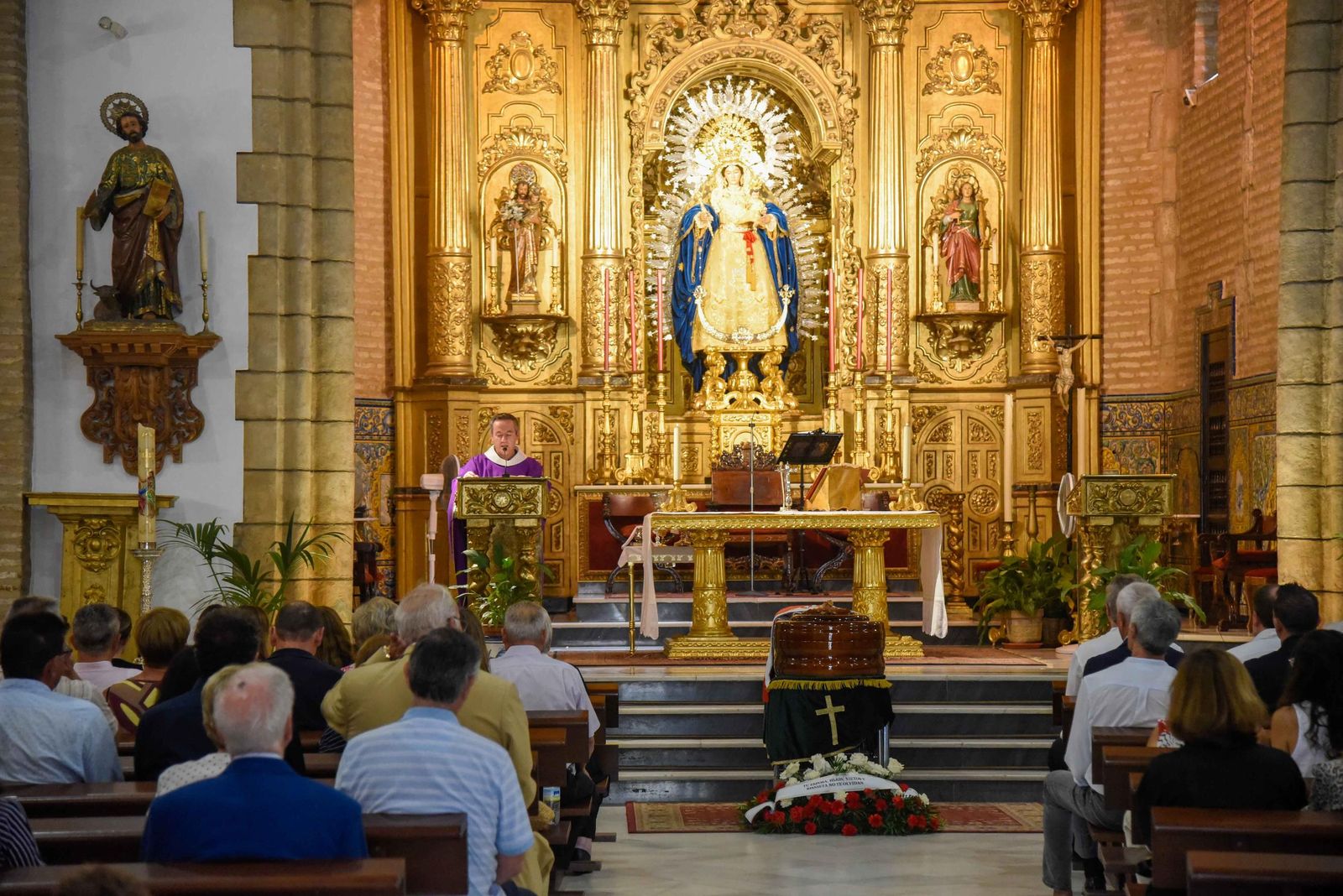 Misa funeral por el alma de Manolo Cardo