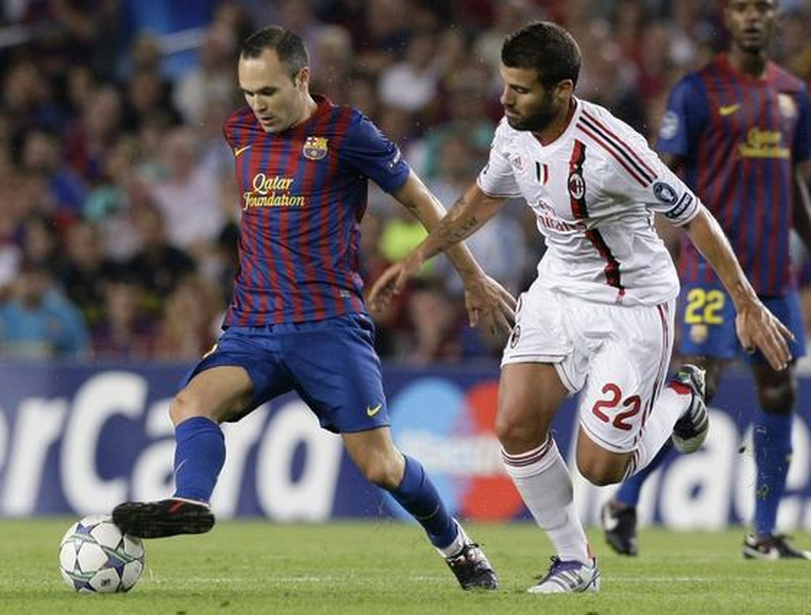 El Barcelona no consiguió pasar del empate ante un Milán muy a la italiana.

Foto: reuters