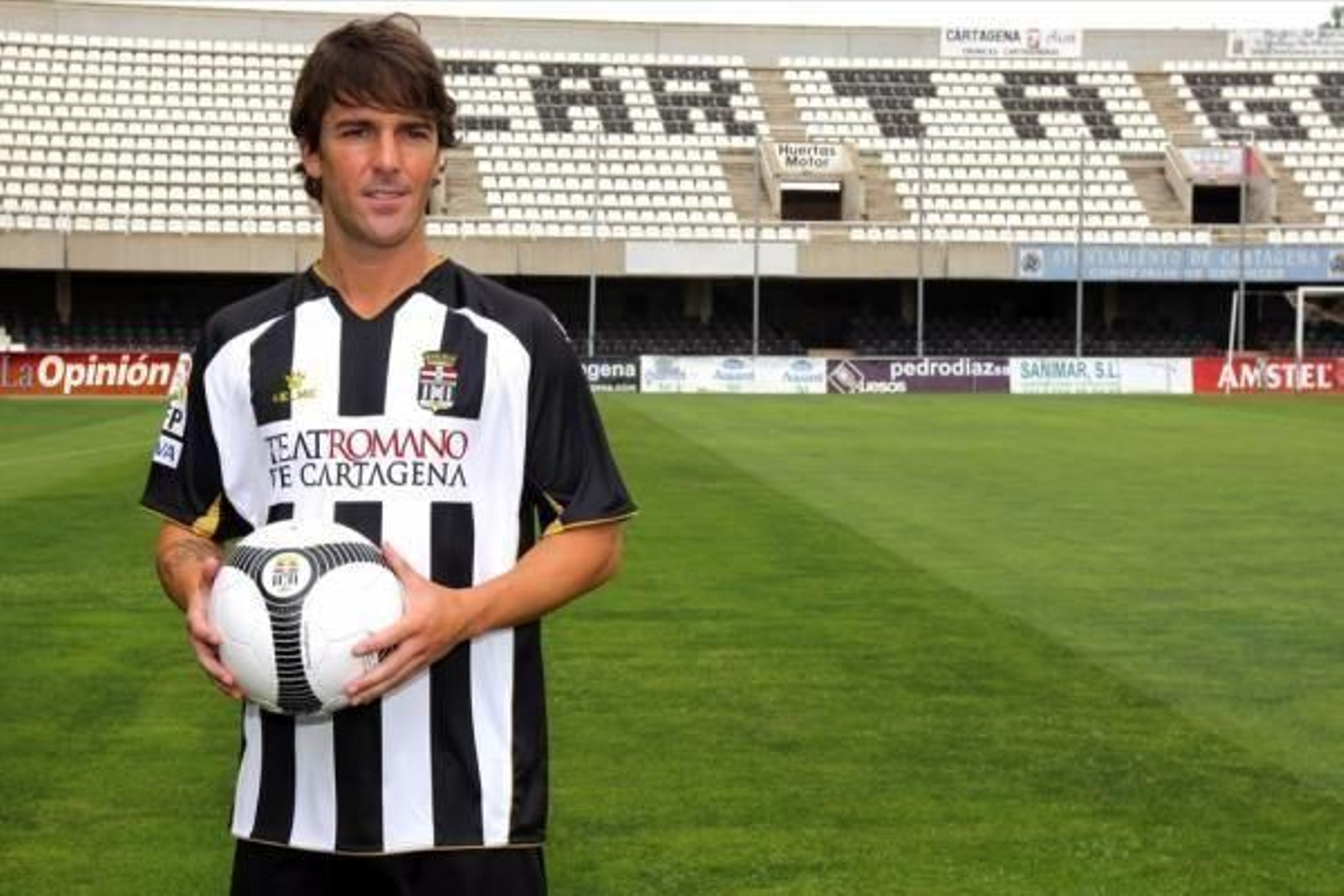 En su presentación con el Cartagena.