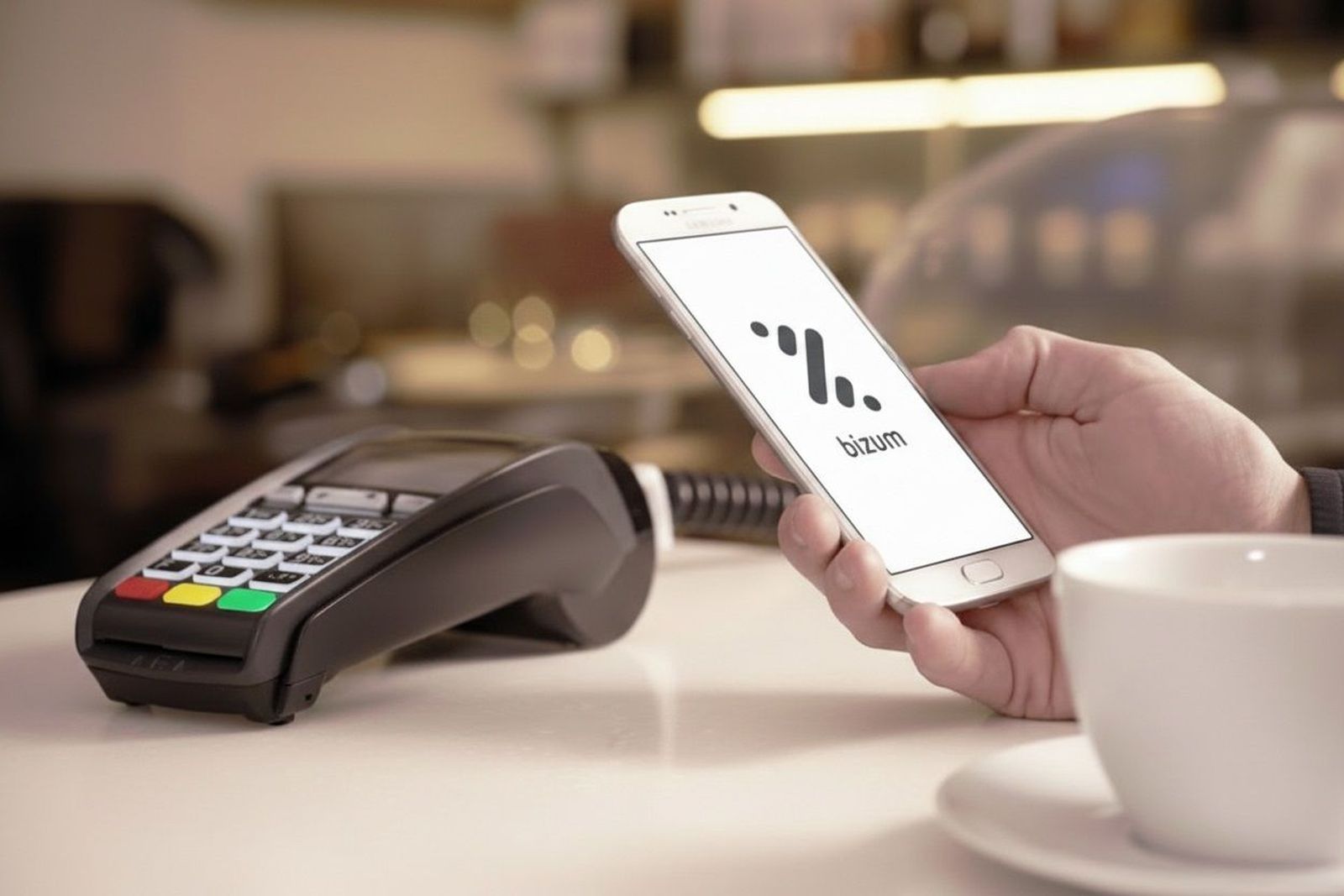 Un pago móvil simple con Bizum Pay.