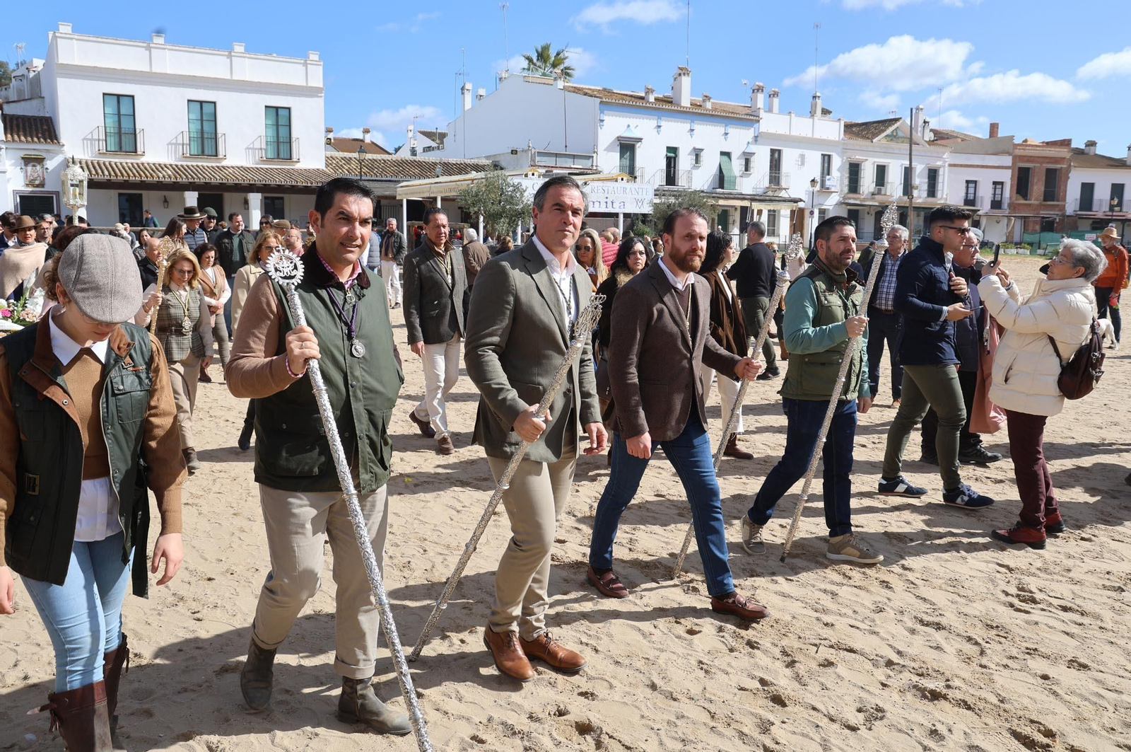 Imágenes de la peregrinación de la Hdad del Rocío de Bollullos par del Condado
