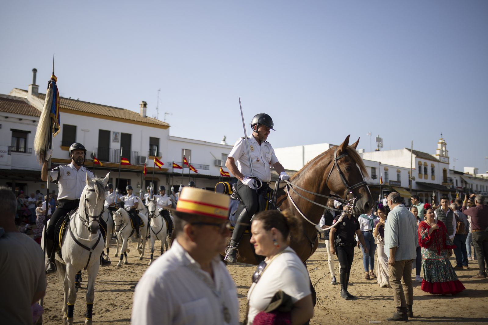 El Rocío 2023: Imágenes de la presentación de las Hermandades y ambiente en la aldea