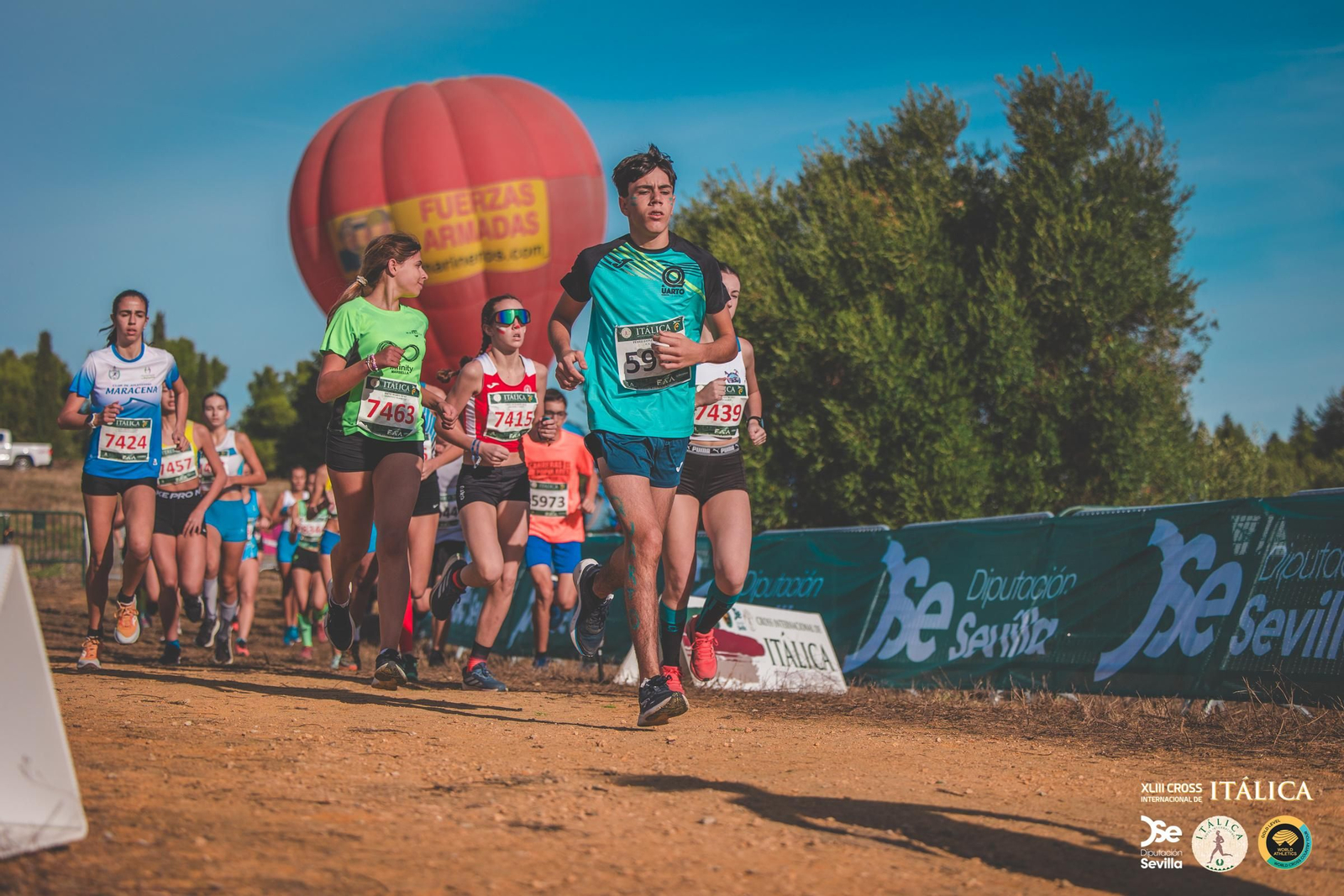 Búscate en las fotos del Cross de Itálica 2025 | 6