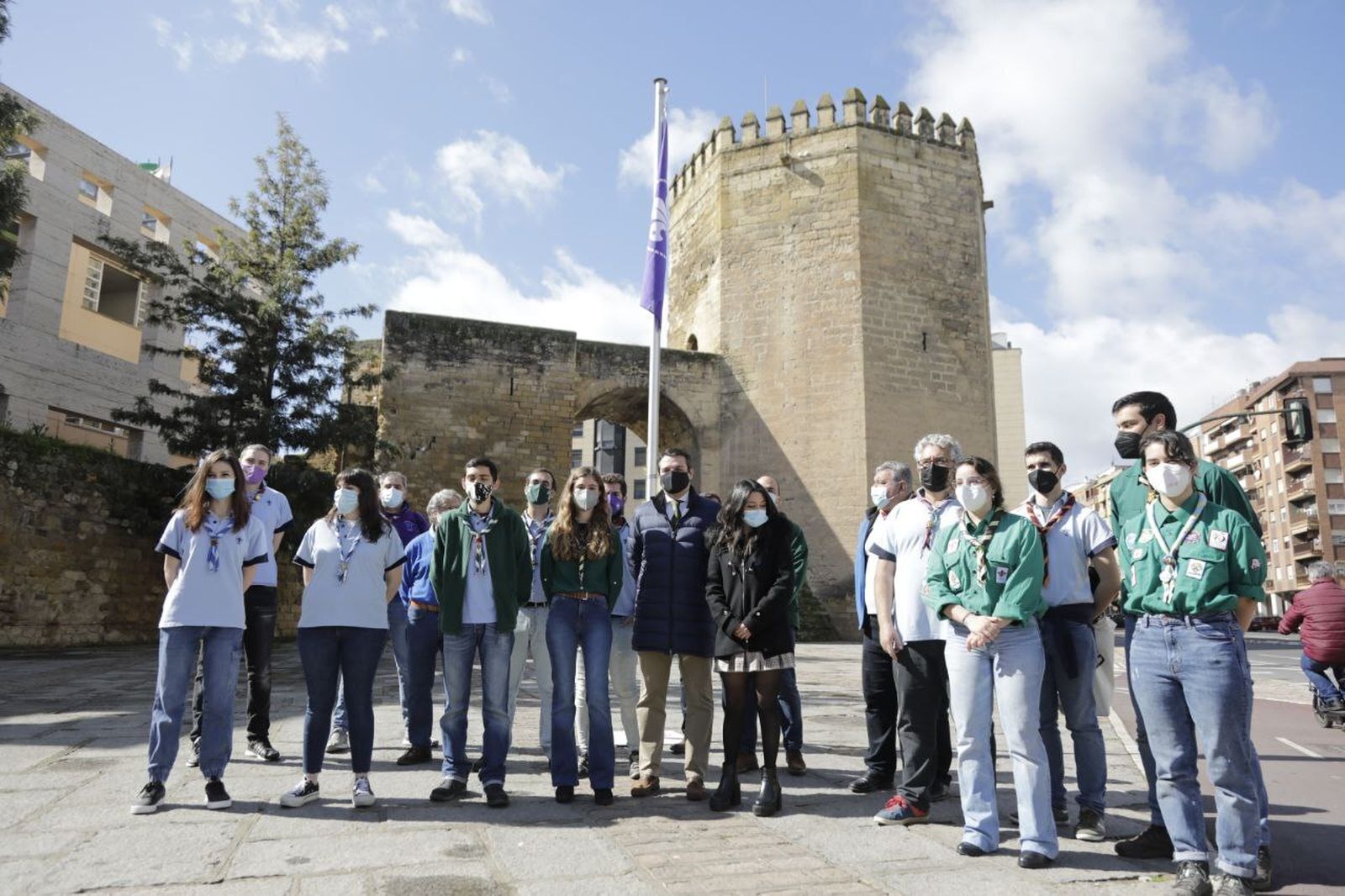 El alcalde, con los jóvenes sout cordobeses.