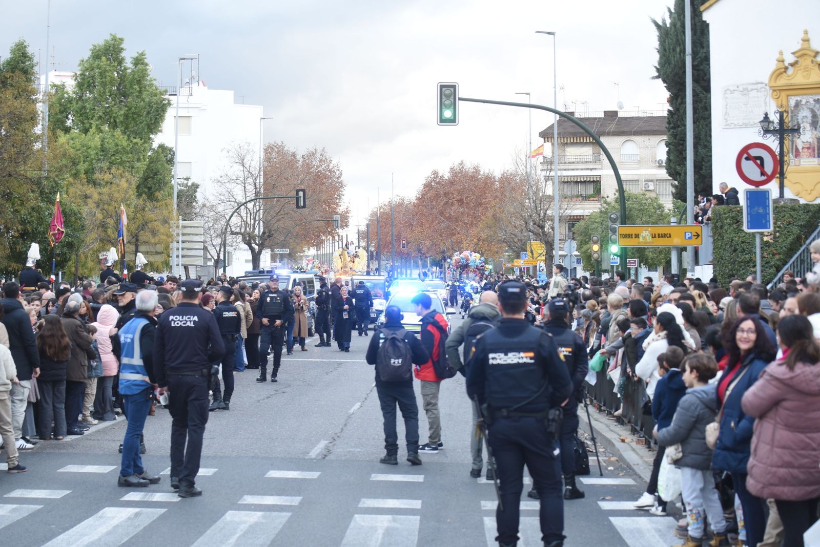 La ilusión se extiende por Córdoba en una mágica cabalgata de Reyes