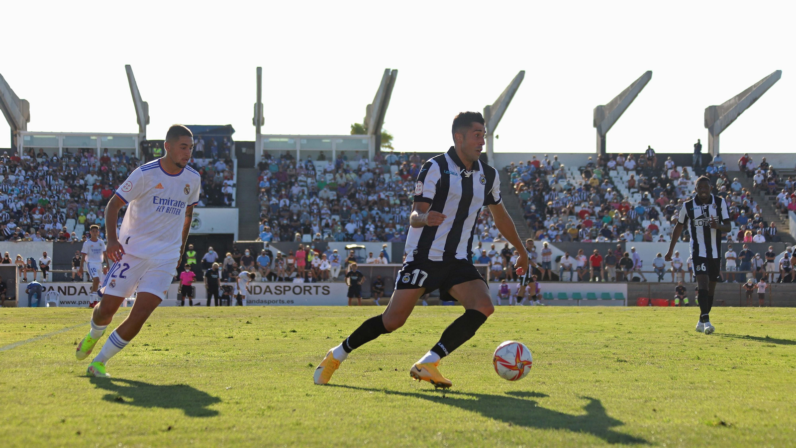 Las mejores fotos del Balona - Real Madrid Castilla en La Línea