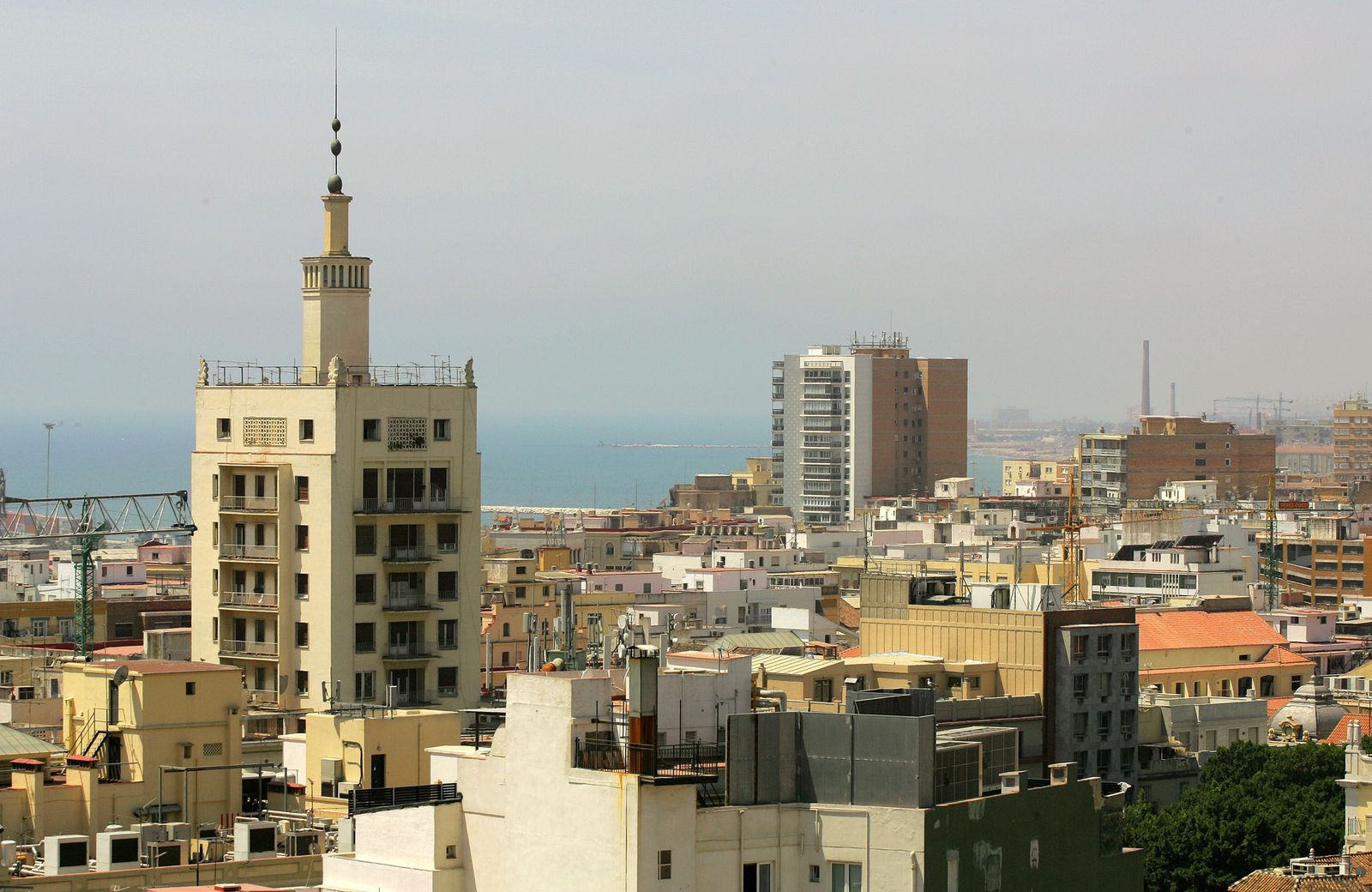 Vista de la torre del edificio de La Equitativa.