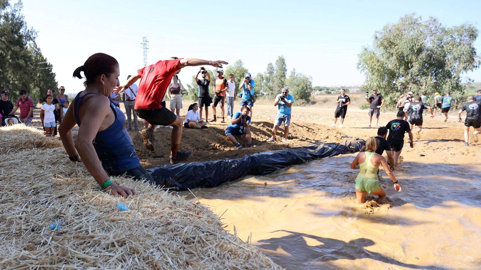 Búscate en la V Carrera del Barro de La Barca
