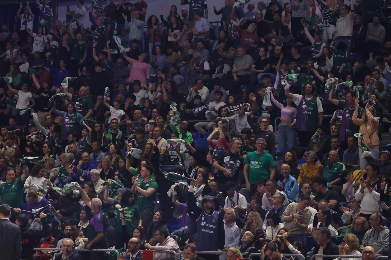 Búscate en las gradas del Carpena en el Unicaja-Covirán Granada