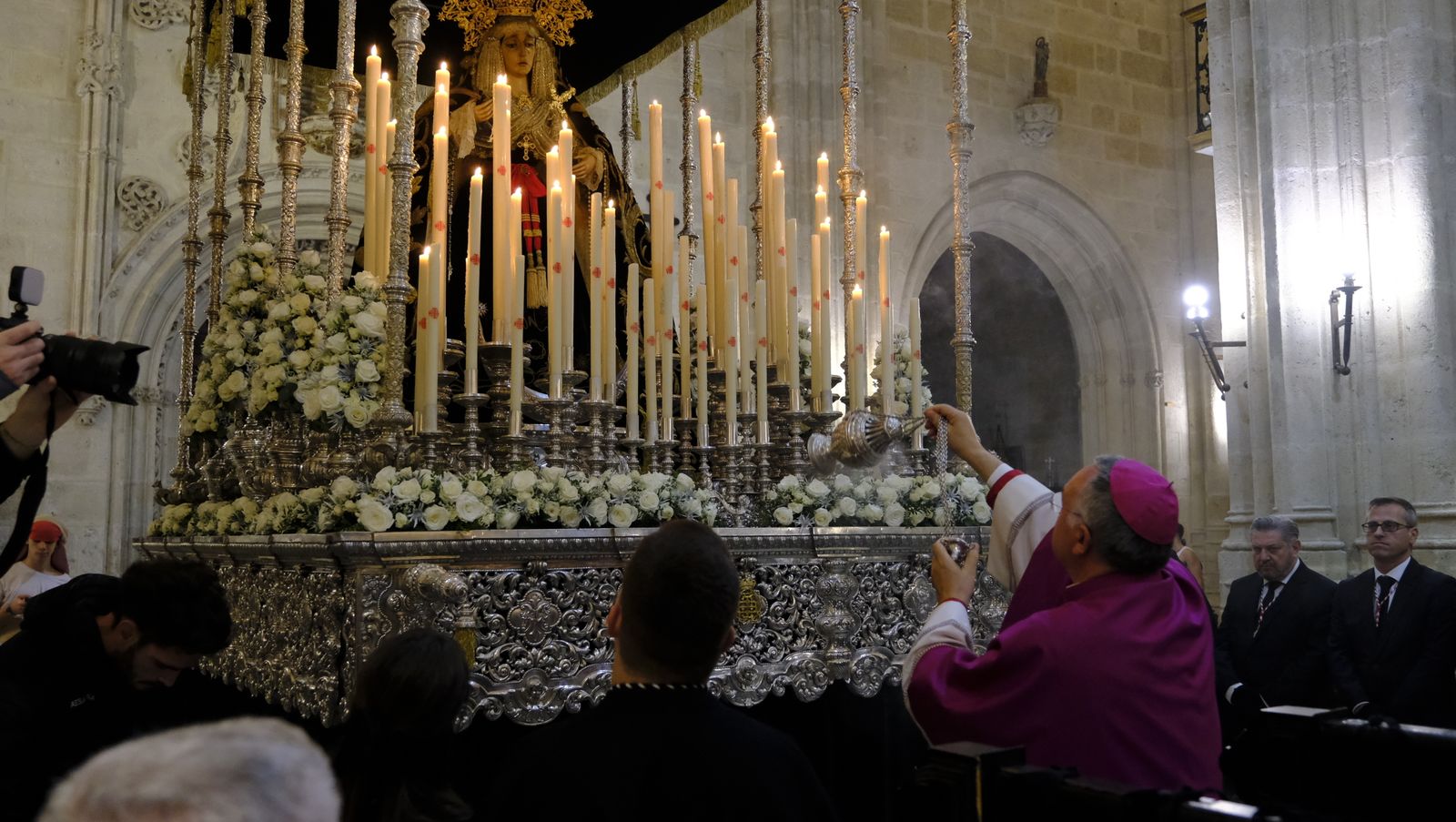 Las mejores imágenes del Santo Sepulcro, en Almería