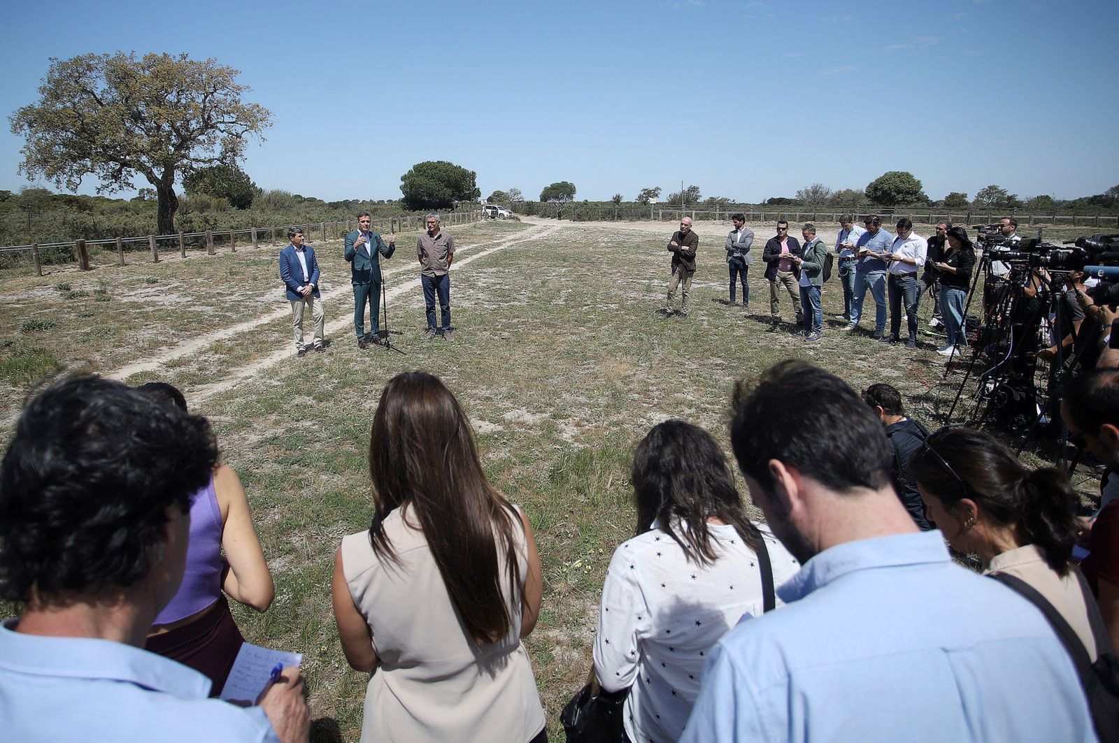 Imágenes de la visita de Pedro Sánchez a Doñana