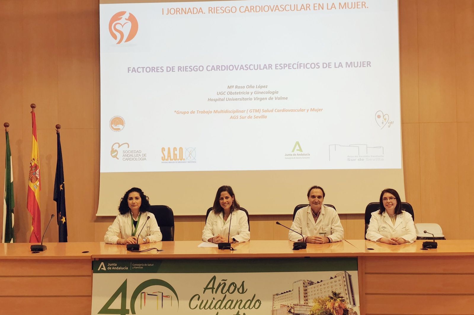 Un momento de la mesa inaugural de la jornada.