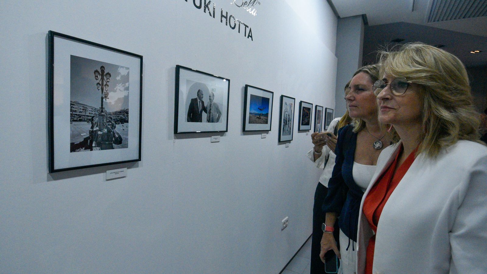 Inaguración de la exposición de Tomoyuki Hotta 'El Chato y la Bella'