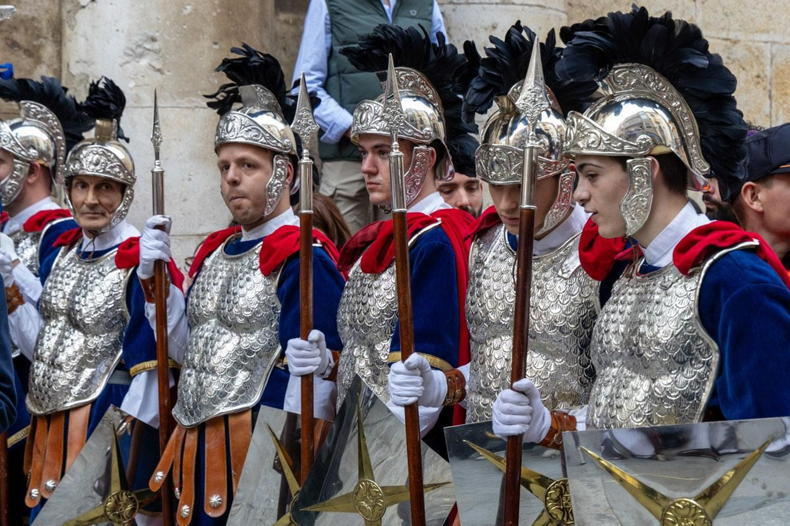 Los jiennenses arropan a las tres cofradías de la tarde en un Domingo de Ramos más caluroso de lo esperado (II)