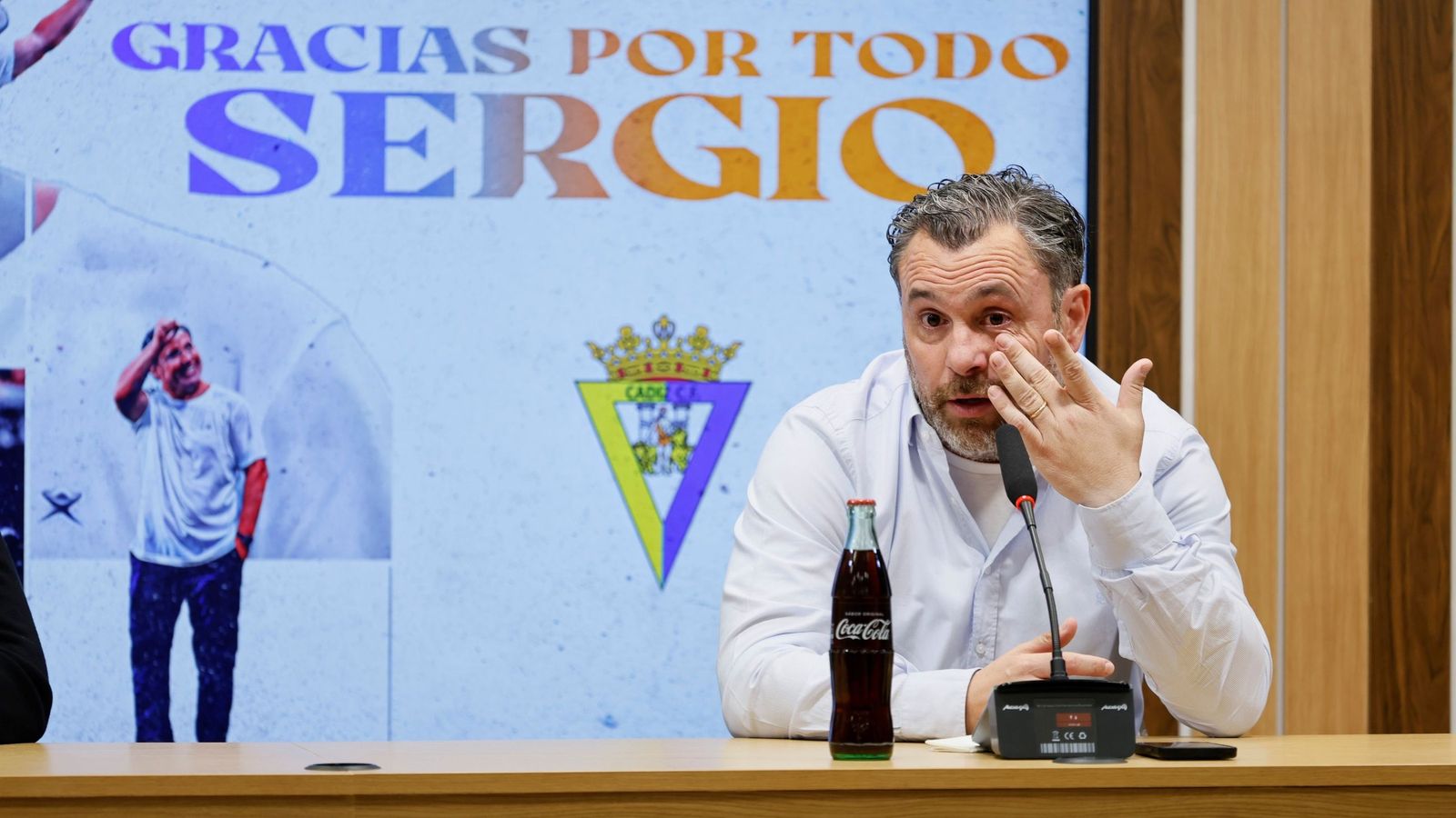 Sergio González el día de su despedida del Cádiz en enero de 2024.