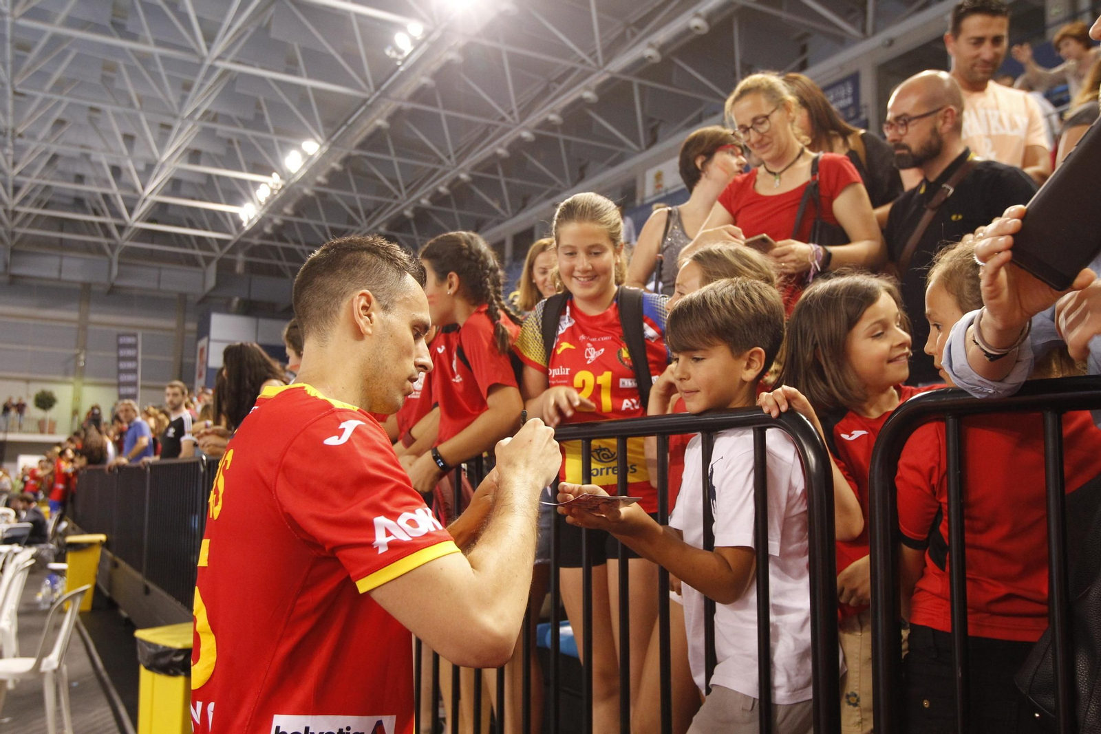 Fotogalería España-Suecia. Balonmano. Palacio Juegos Mediterráneos. Almería