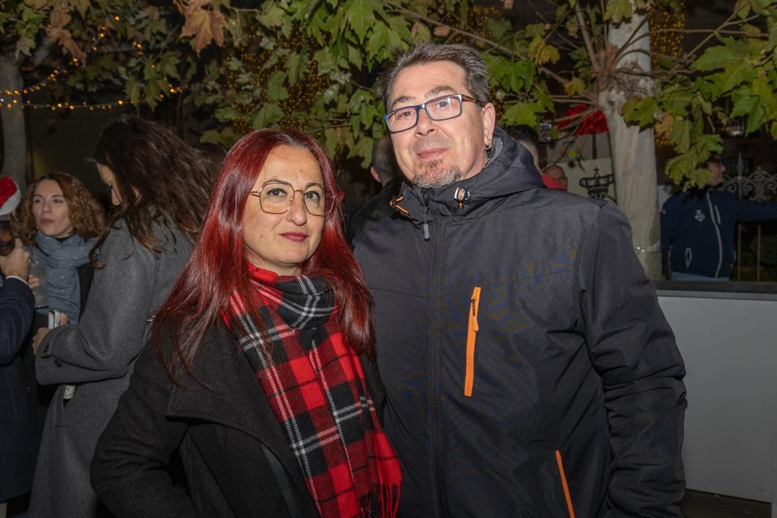 Zambomba de la Hermandad de la Buena Muerte y actuación de Maria Soledad