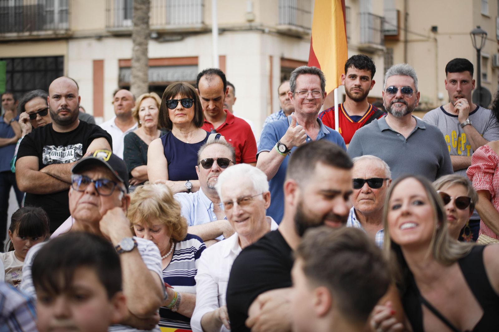 Imágenes de campaña para las elecciones europeas de VOX