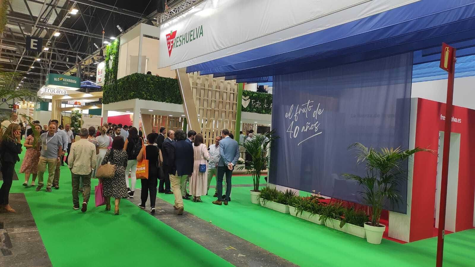 La presencia de Huelva en el primer día de Fruit Atracttion, en imágenes