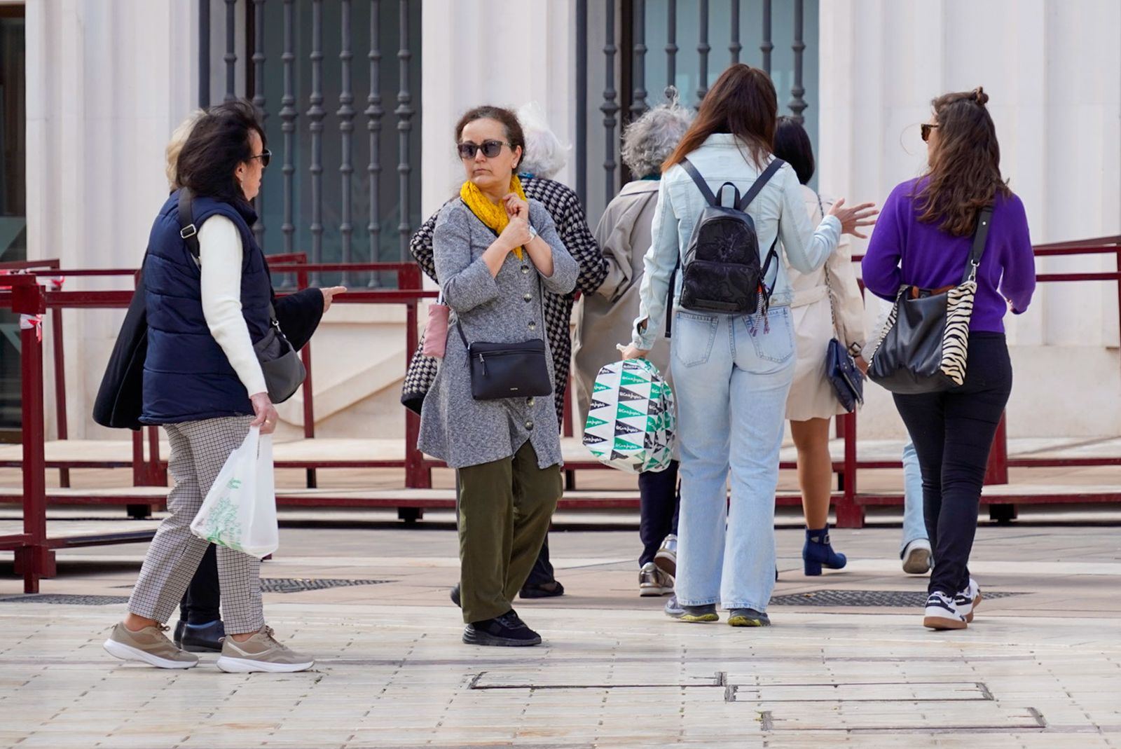 Imágenes del domingo 6 de abril en Huelva