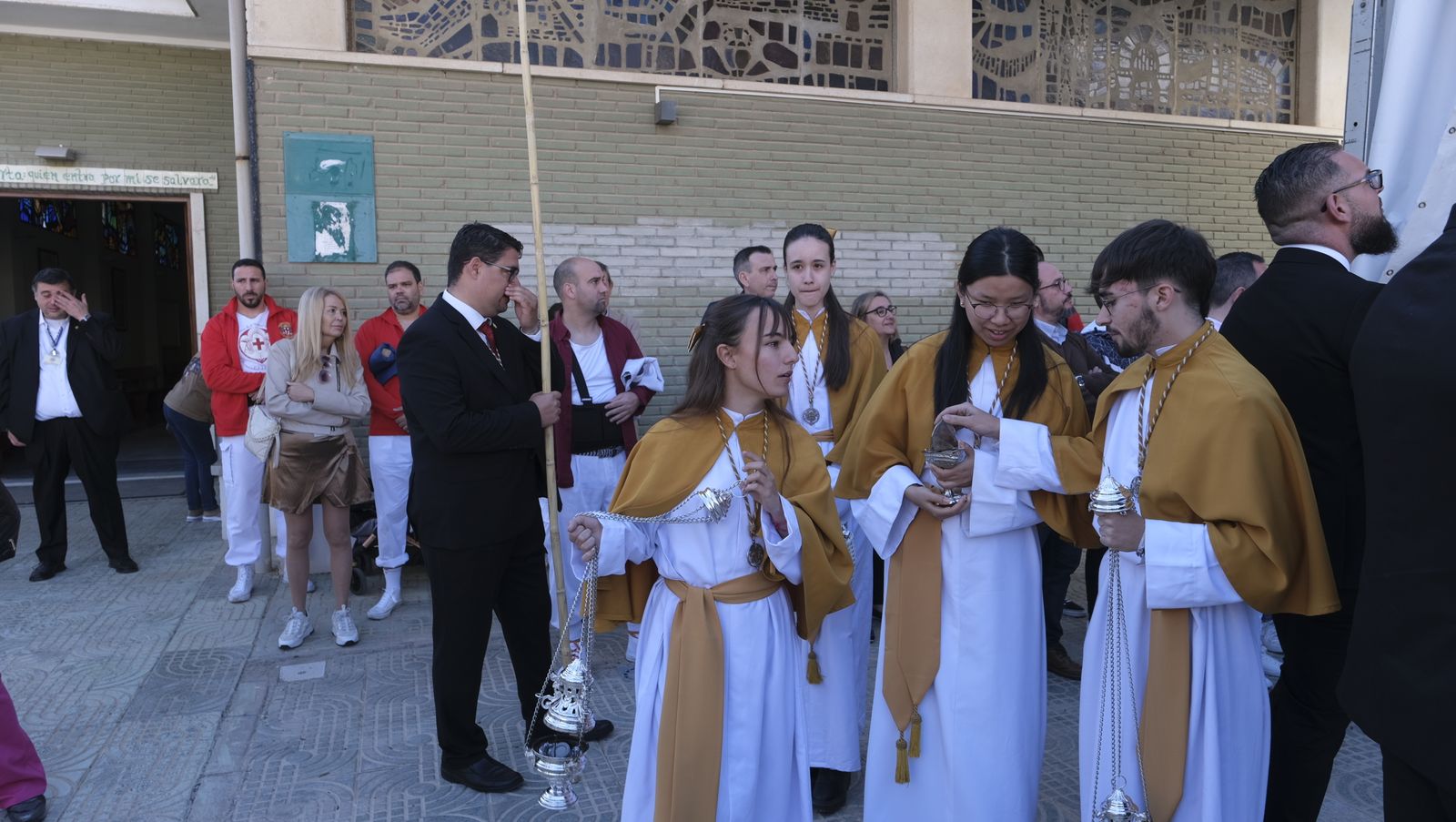 Procesión de Jesucristo Resucitado en Almería, en imágenes