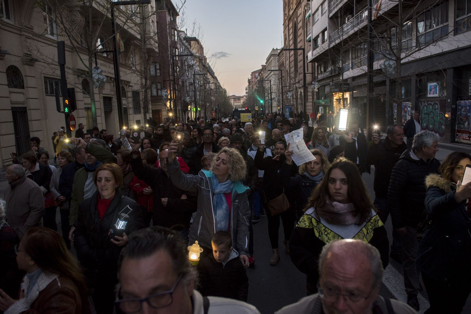Una de las manifestaciones de los vecinos de la zona Norte por los cortes de luz.