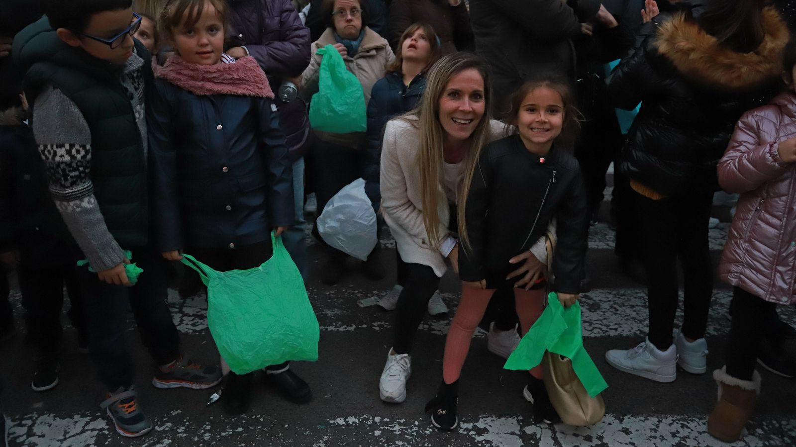 Las mejores fotos de la cabalgata de los Reyes Magos en Algeciras