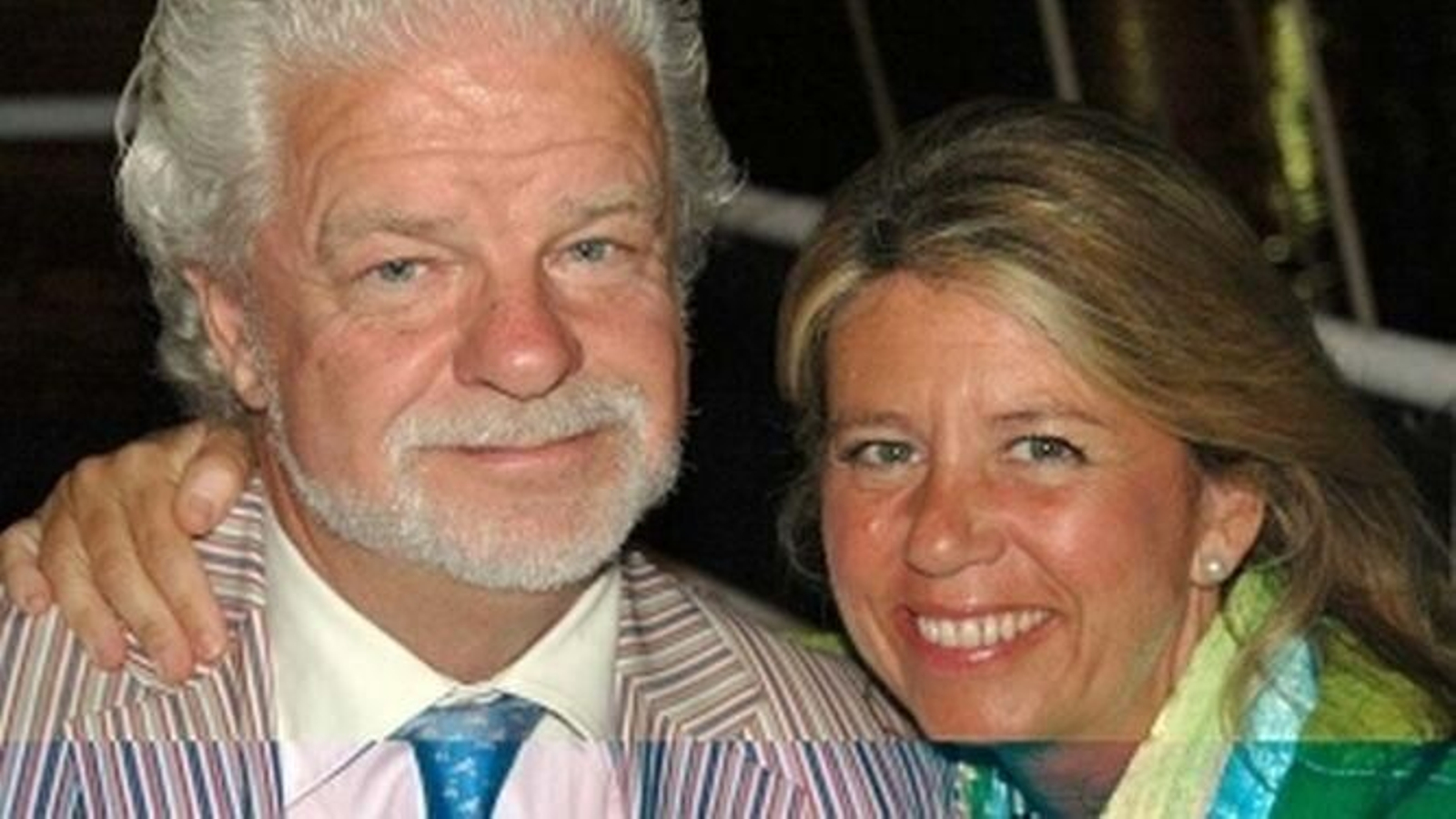 La alcaldesa de Marbella, junto a su marido.