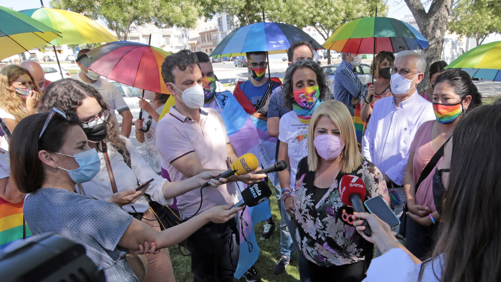 El Día del Orgullo LGTBIQA+ en Jerez, en imágenes