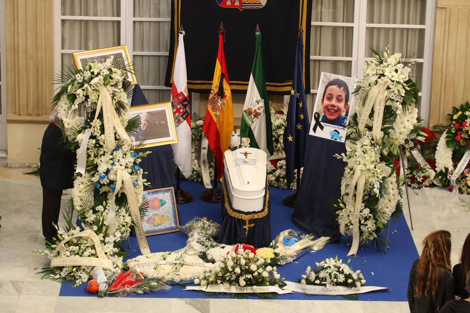 Las imágenes de la capilla ardiente por Gabriel