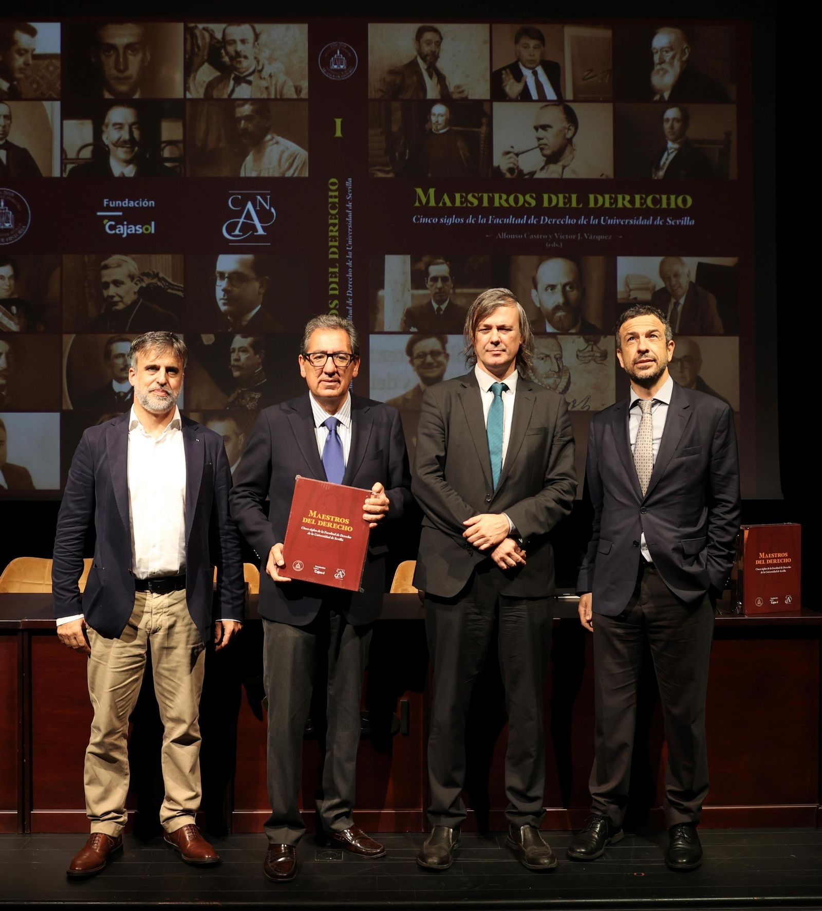 Presentación del libro Maestros del Derecho.